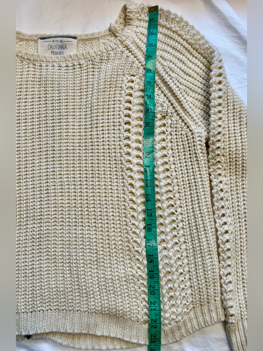 California Moonrise Cream Pullover Knit w. Back Zipper Detail. - Picture 13 of 13